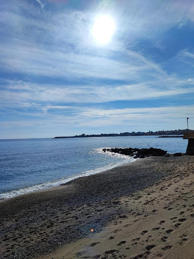 Sicily Travel Apartment'S 2 Giardini Naxos Esterno foto